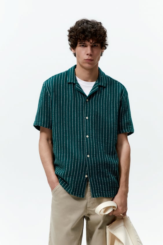 TEXTURED STRIPED SHIRT