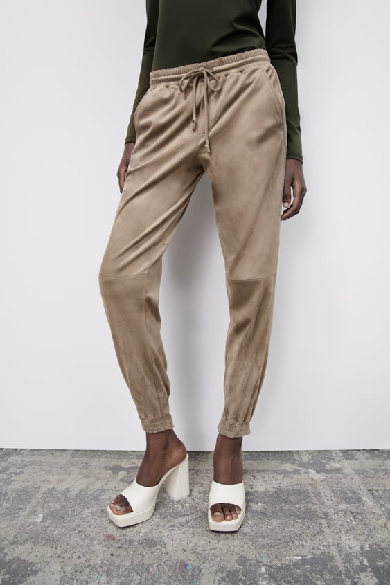 JOGGING PANTS WITH POCKETS
