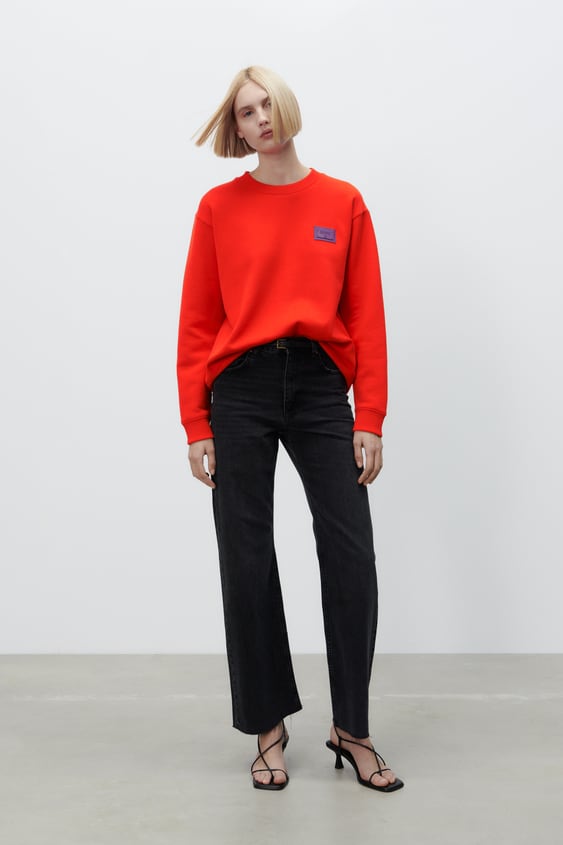 PATCH SWEATSHIRT