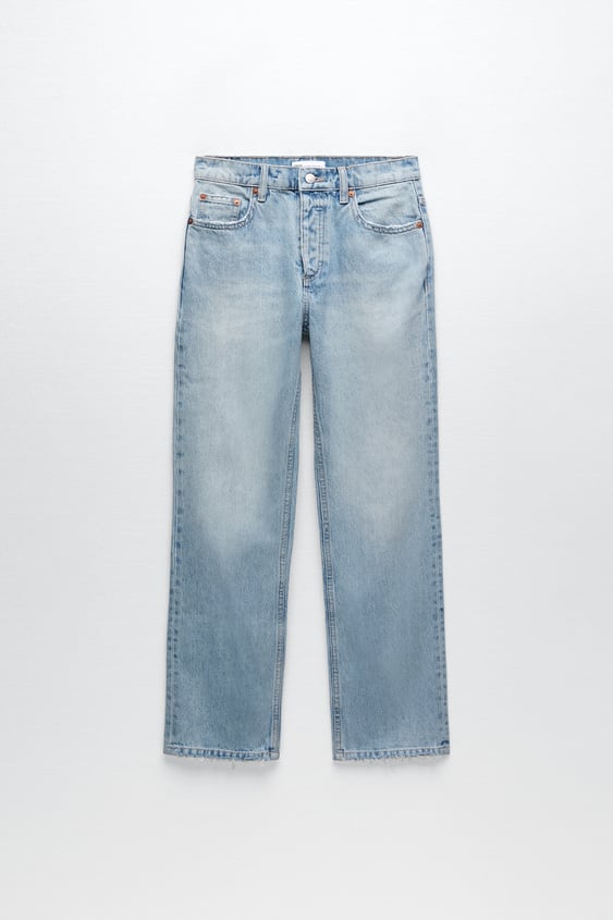 STRAIGHT LEG JEANS