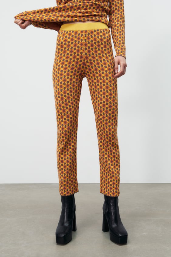 GEOMETRIC JACQUARD MINI FLARE PANTS