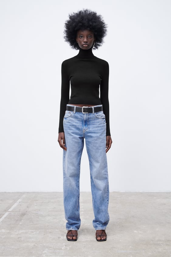 HIGH COLLAR KNIT SWEATER