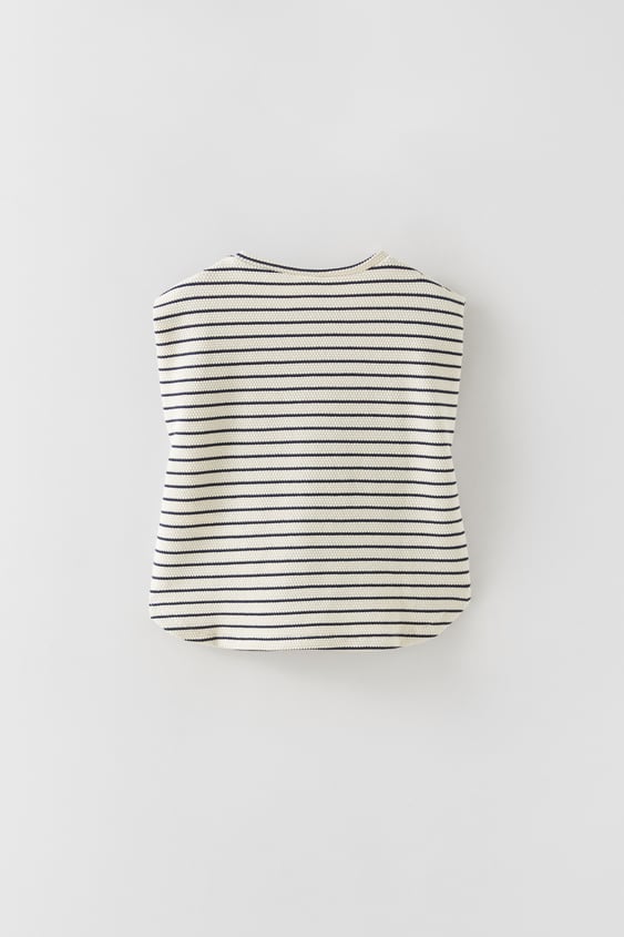 TEXTURED STRIPED T-SHIRT