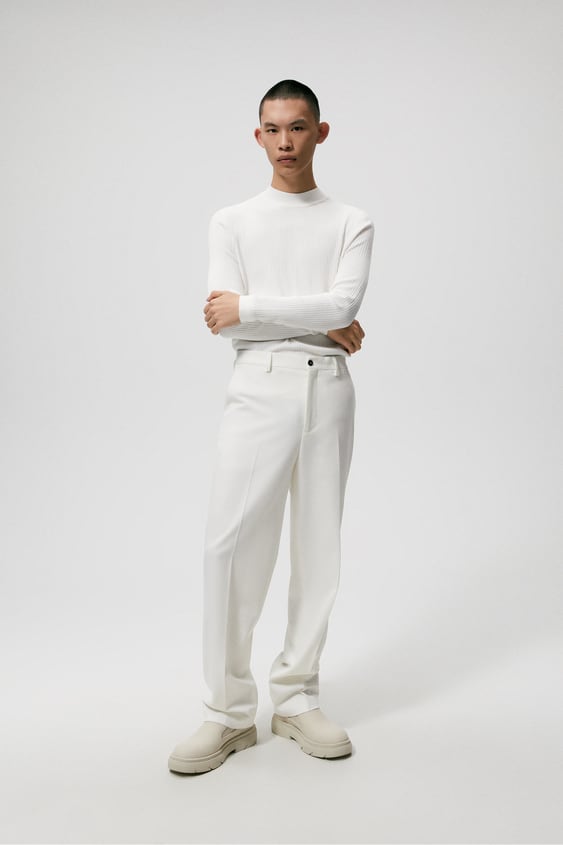 MOCK NECK RIBBED SWEATER