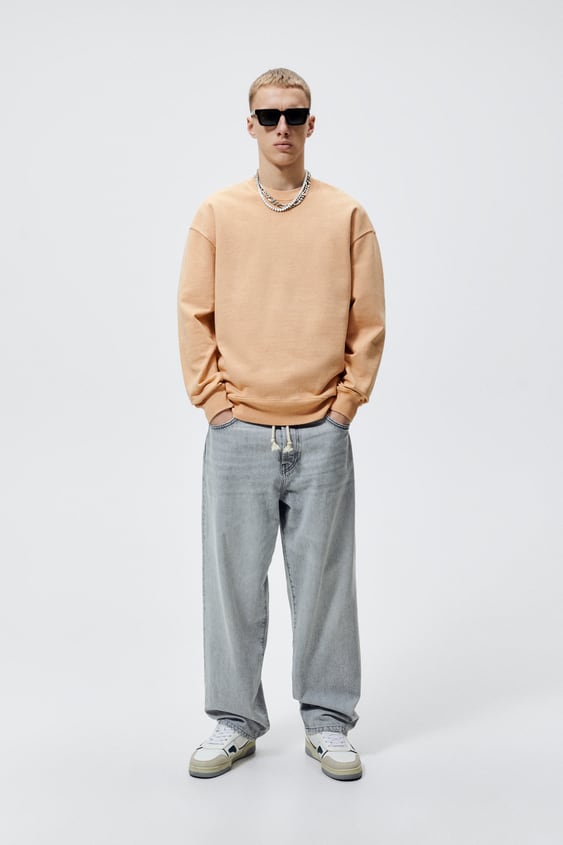 WASHED SWEATSHIRT