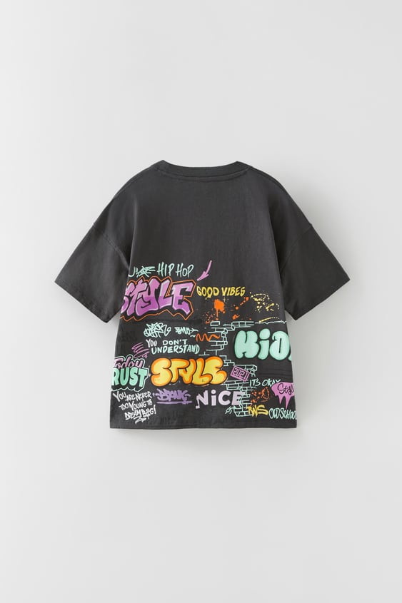 GRAFFITI WALL T-SHIRT