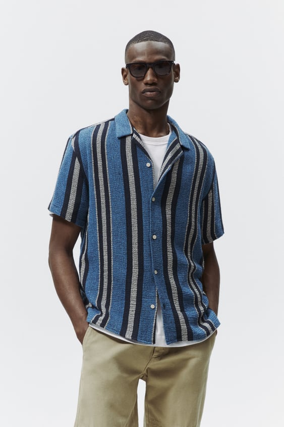 TEXTURED STRIPED SHIRT