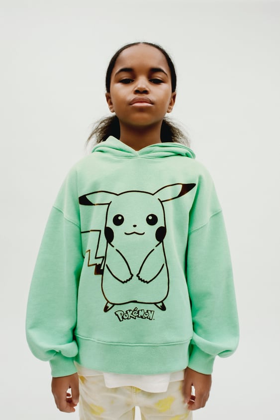 PIKACHU POK MON NINTENDO SWEATSHIRT