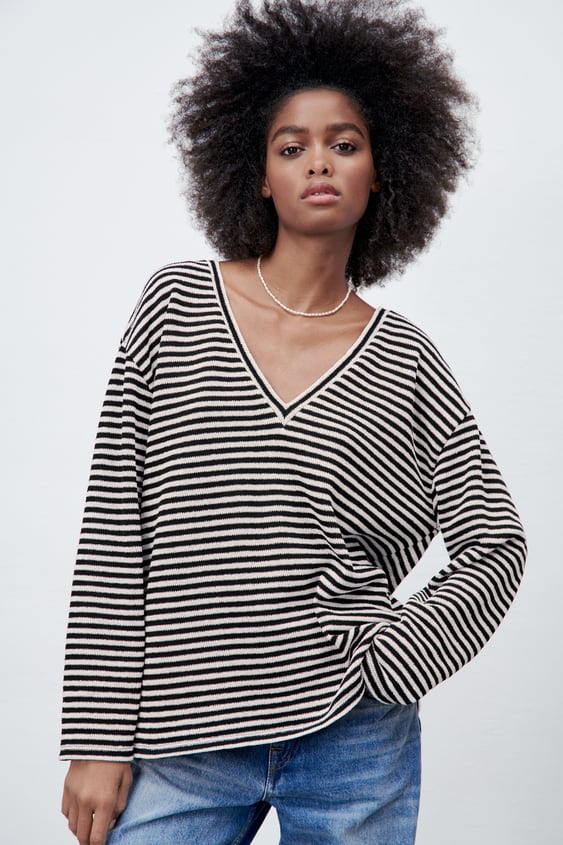 STRIPED V-NECK SWEATER