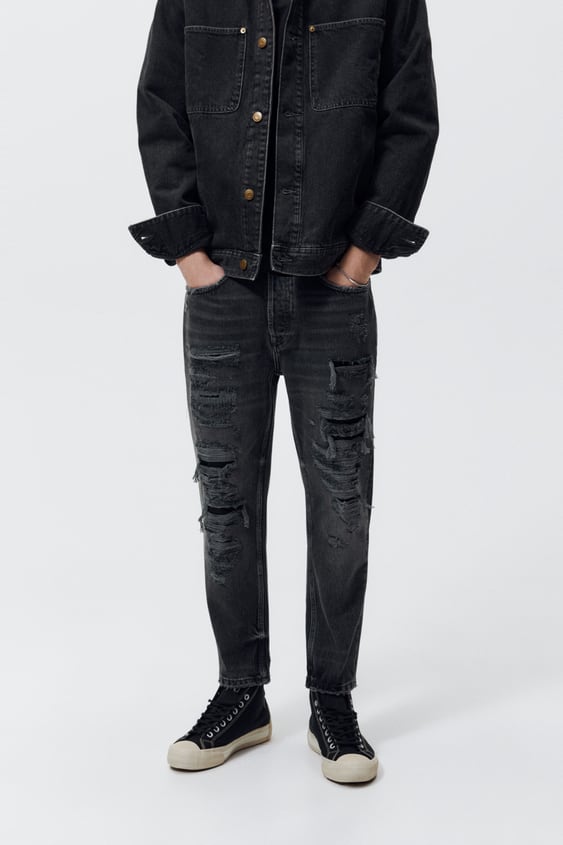 RIPPED SLIM JEANS