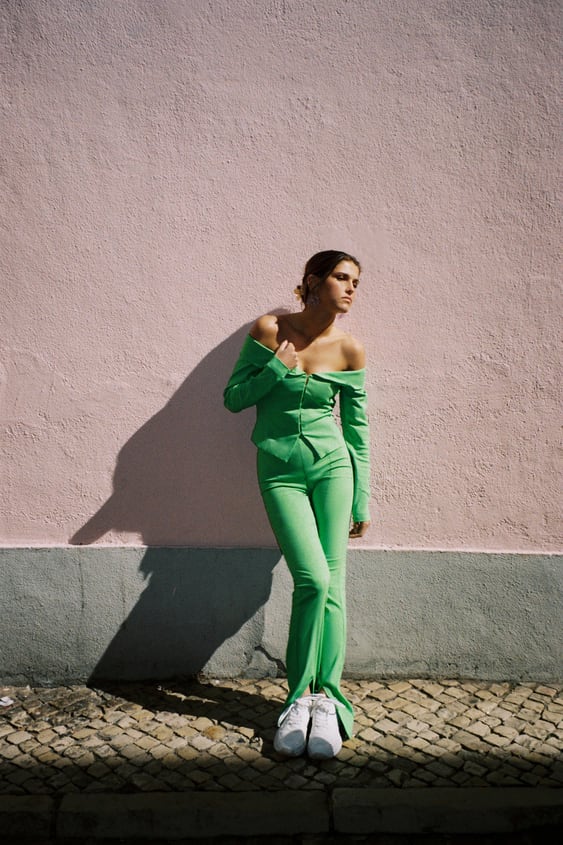 FULL LENGTH SLIT LEGGINGS