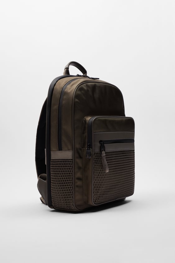 MULTI-POCKET BACKPACK