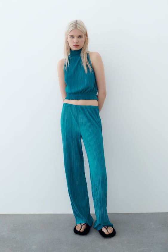 PLEATED WIDE LEG PANTS