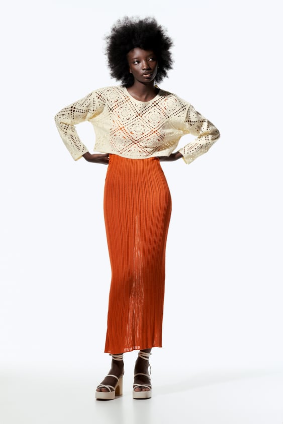 CROCHETED CROP SWEATER