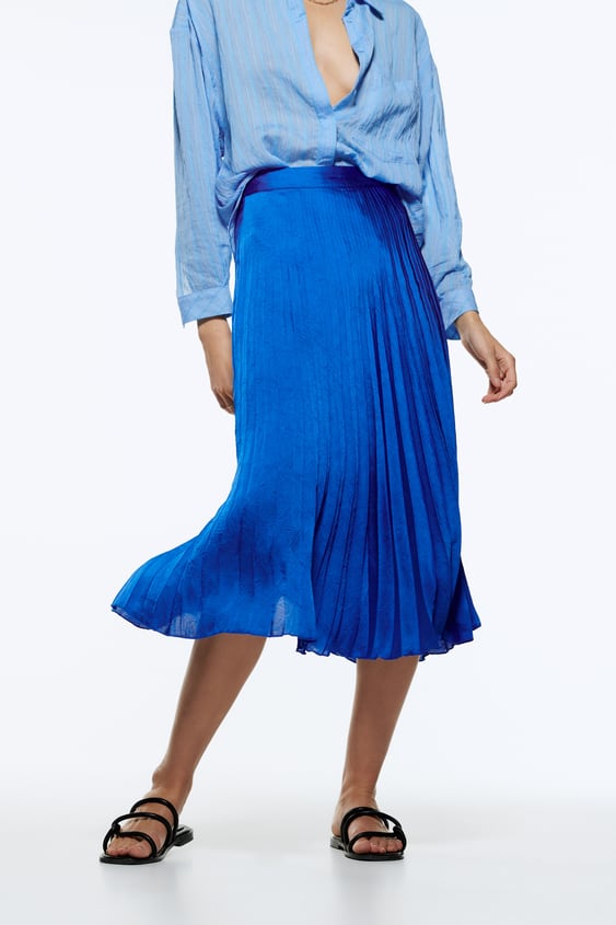 PLEATED SATIN EFFECT SKIRT