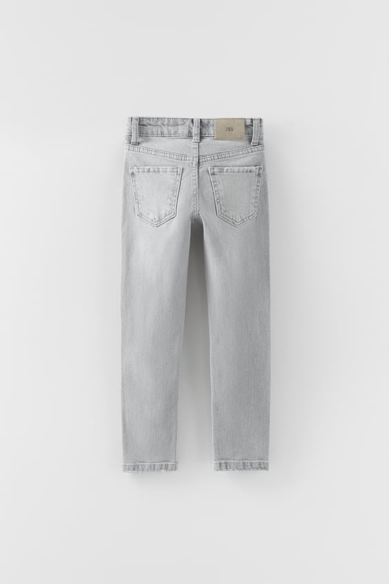 SLIM FIT JEANS
