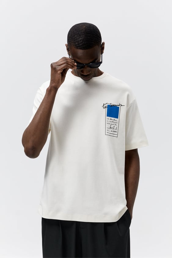 CONTRASTING PRINT T-SHIRT