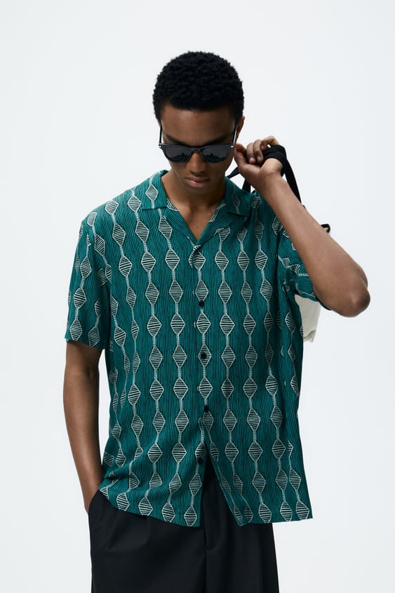 GEOMETRIC PRINT SHIRT