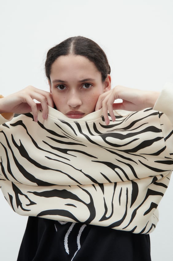 PRINTED SWEATSHIRT
