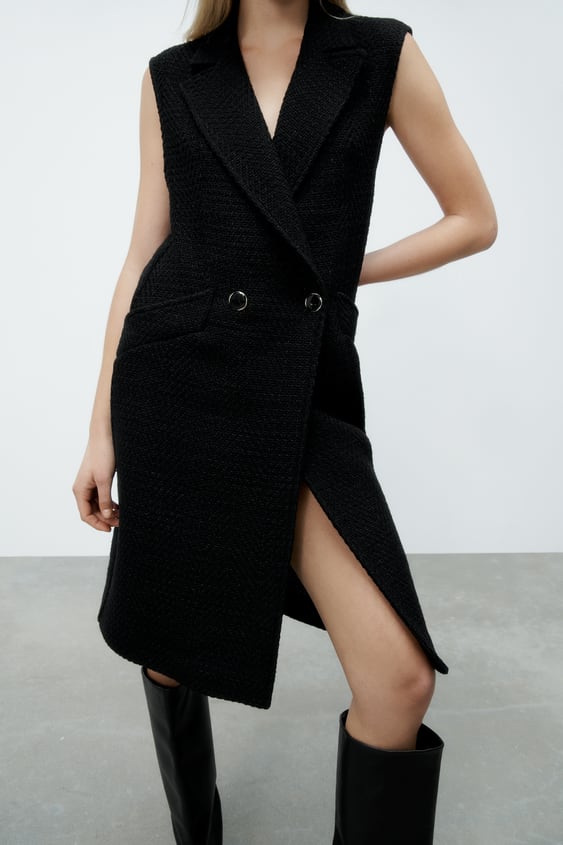 STRUCTURED VEST