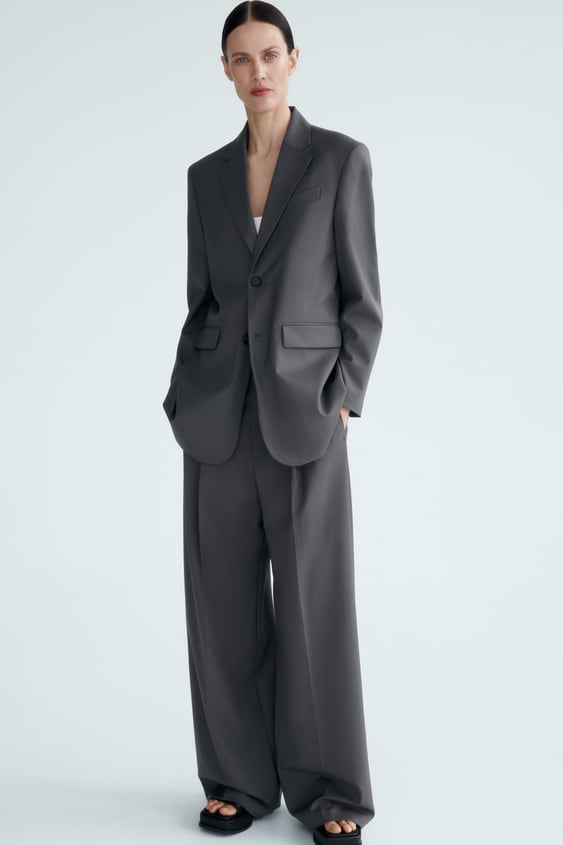 LIMITED EDITION OVERSIZED BLAZER