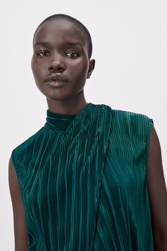 PLEATED BLOUSE