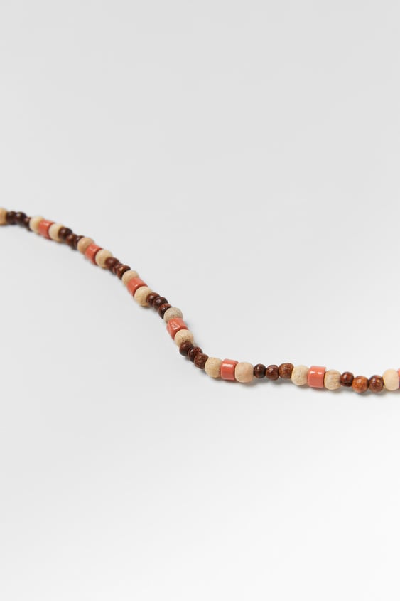 WOOD BEAD NECKLACE