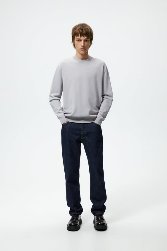 BASIC SWEATER