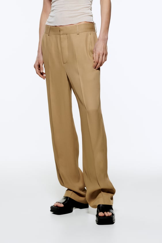 FLOWY STRAIGHT LEG JEANS