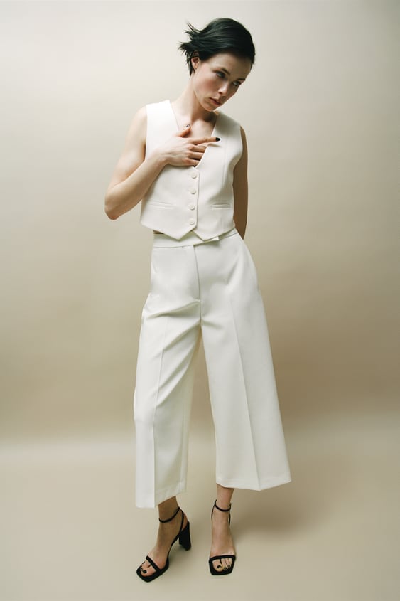 CROPPED VEST