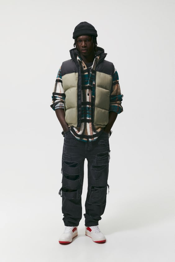 CONTRASTING PADDED VEST