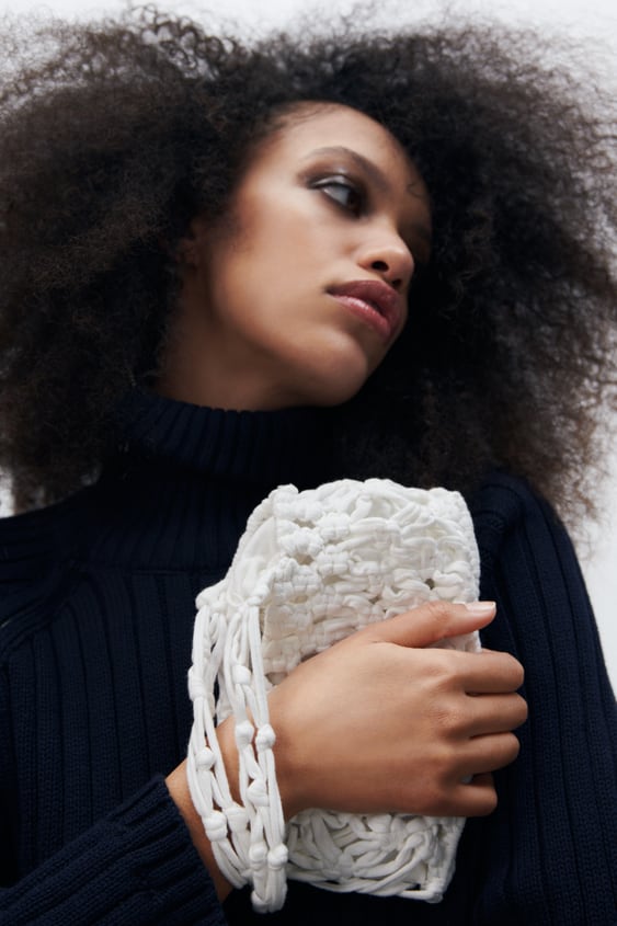 WOVEN FABRIC MINI BUCKET BAG