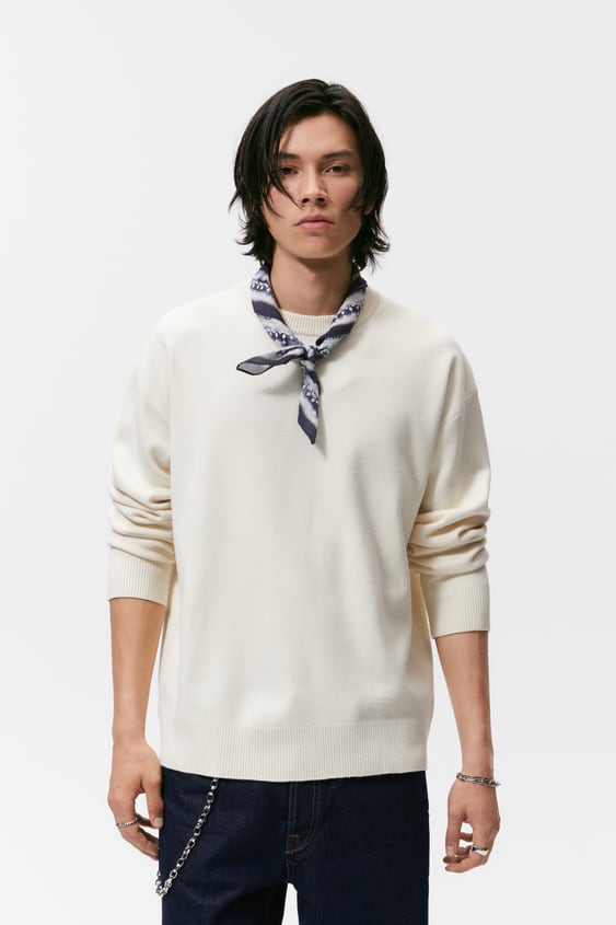 SOFT SWEATER
