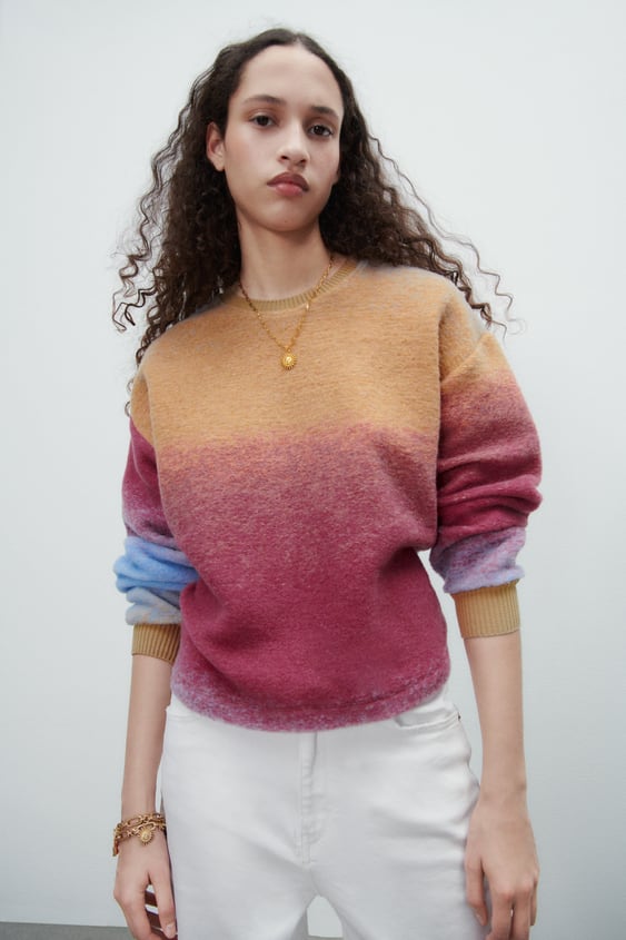 SOFT TIE-DYE SWEATSHIRT