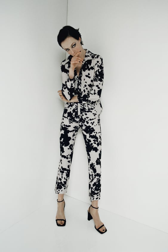 ANIMAL PRINT FITTED SHIRT