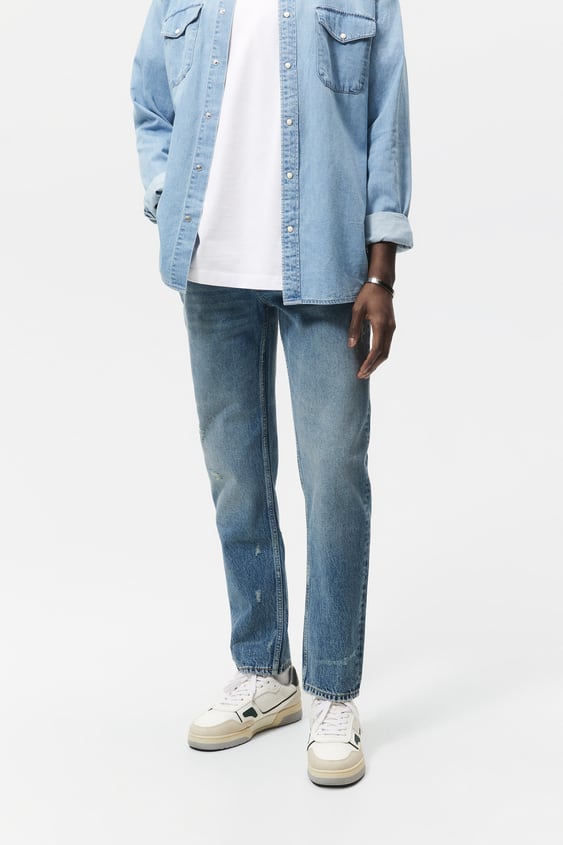 STRAIGHT FIT JEANS