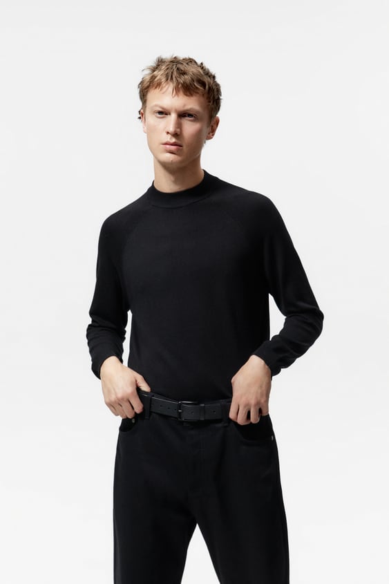 MOCK NECK SWEATER