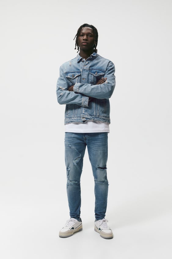 RIPPED SKINNY JEANS