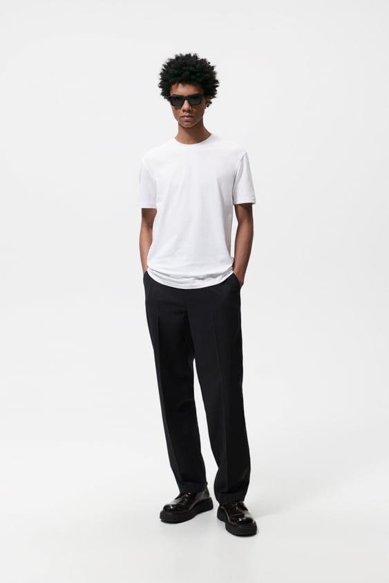 BASIC SLIM FIT T-SHIRT