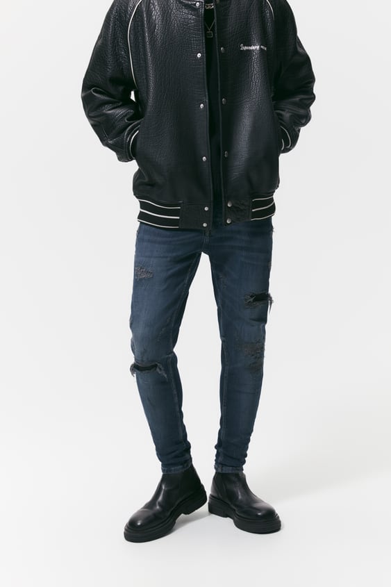 RIPPED SKINNY JEANS