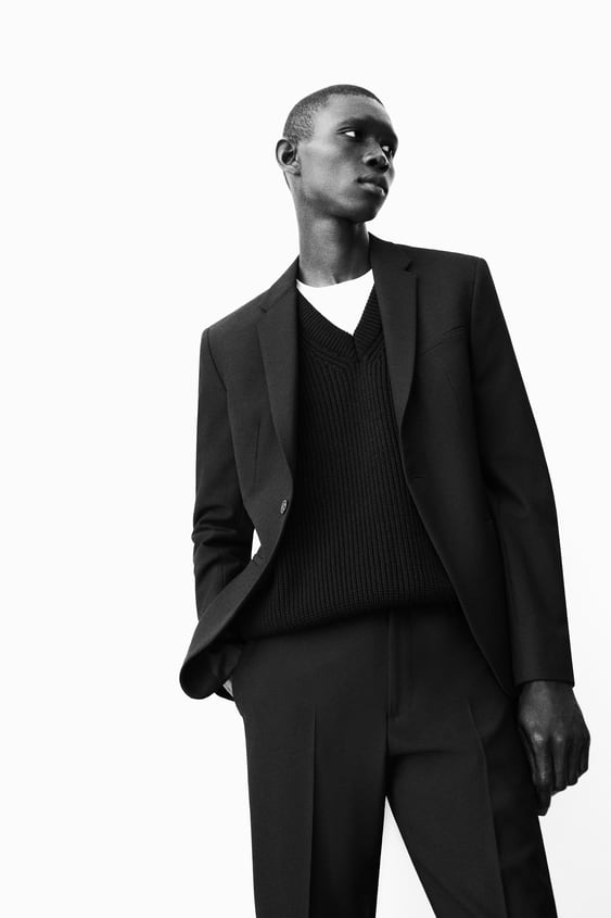 TEXTURED SUIT JACKET