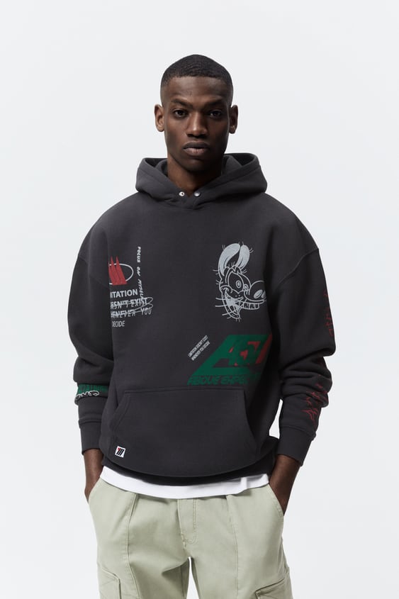 GRAPHIC PRINT SWEATSHIRT