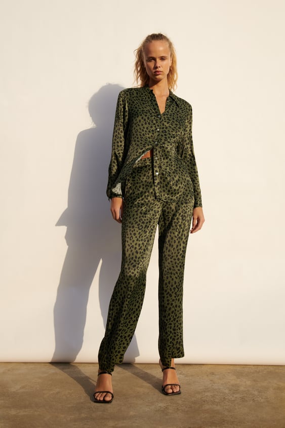 FLUID ANIMAL PRINT PANTS