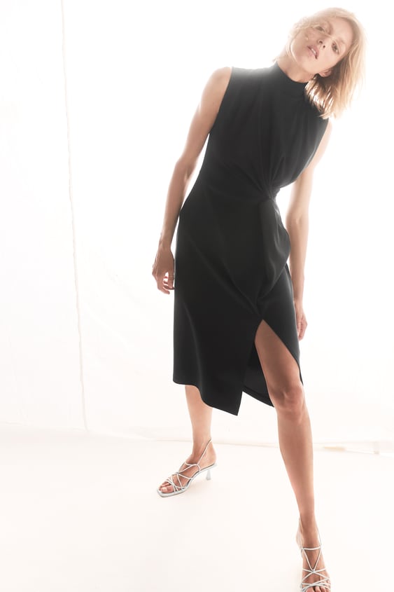 CONTRASTING KNOTTED DRESS