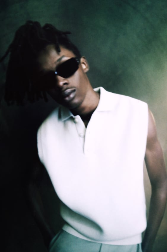 KNIT POLO VEST