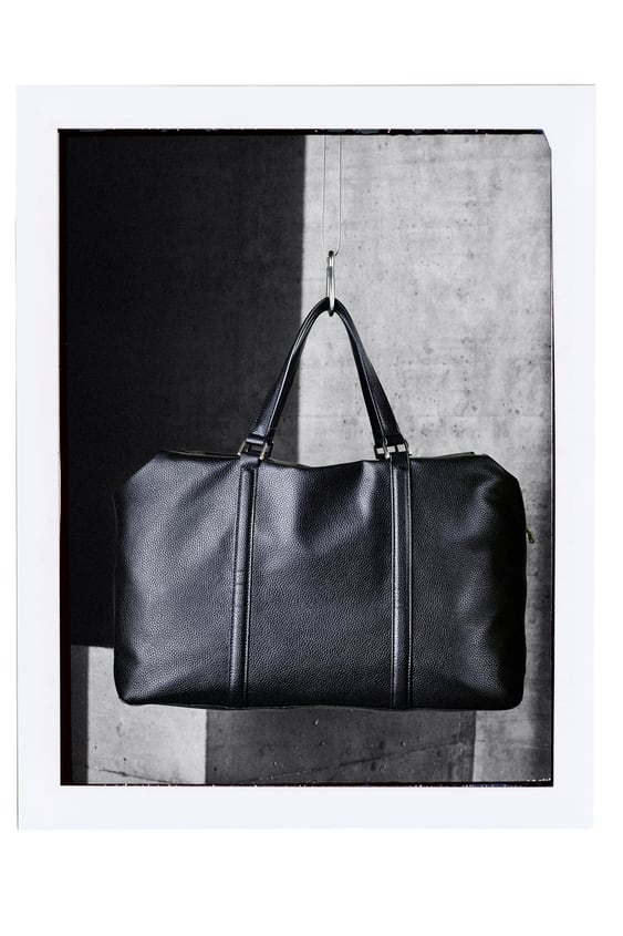 GRANULATED LEATHER BOWLING BAG