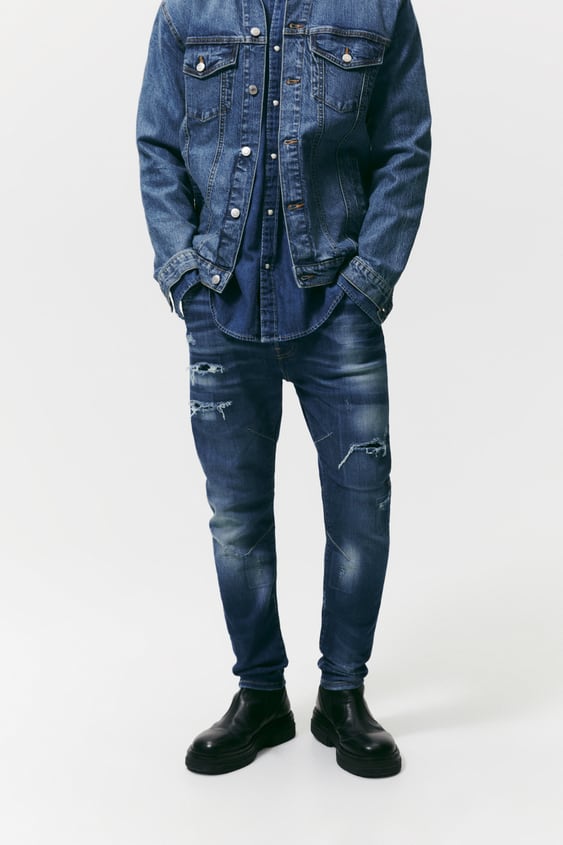 RIPPED SKINNY JEANS