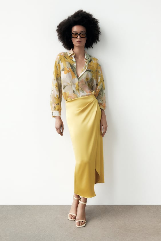 RUCHED SATIN EFFECT SKIRT