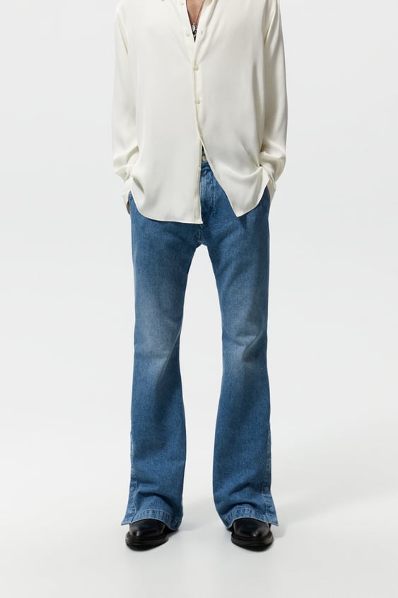 FLARED FIT JEANS