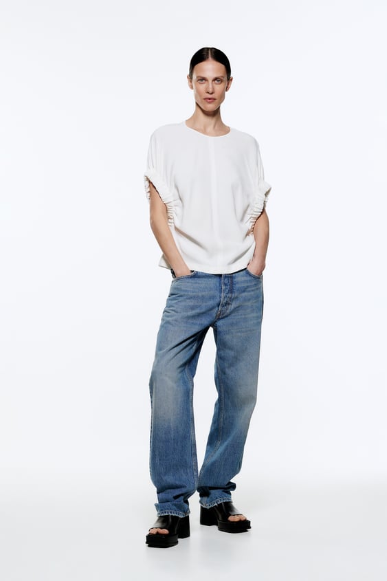 RUCHED SLEEVE BLOUSE